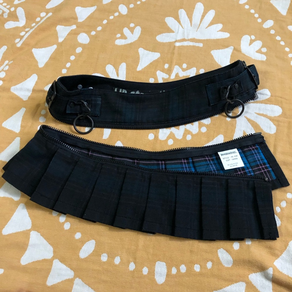 ❌ SOLD ❌ Lip Service tartan mini skirt XS punk rock gothic - Picture 6 of 6
